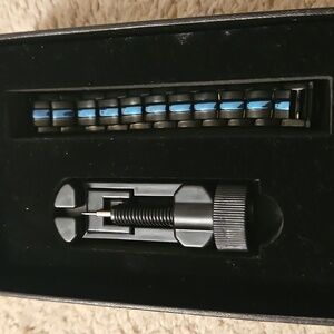 Feraco Magnetic Pain Bracelet - Thin Blue Line